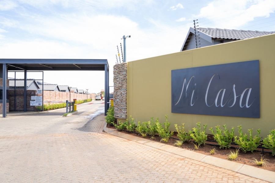 2 Bedroom Property for Sale in Van Der Hoff Park North West